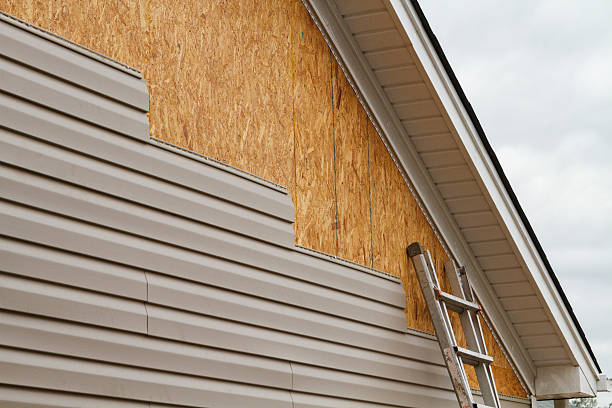 Professional Siding Contractor technician working in Franktown, VA